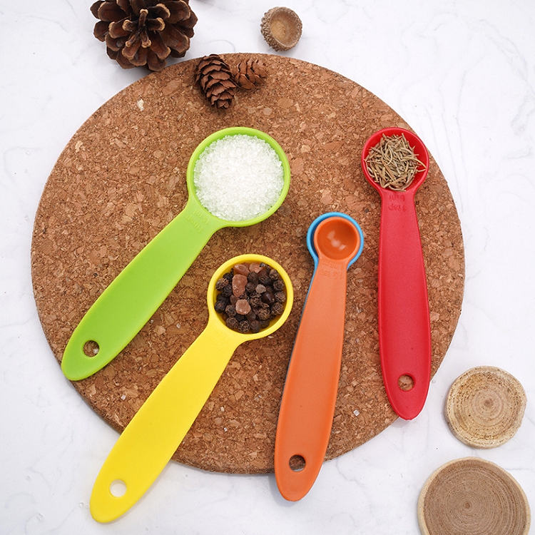 Amount of multi-functional plastic scoop baking cake powder amount set coffee spoon five colored teaspoons baking gadgets